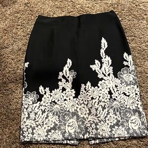 Only worn once! Lace pencil skirt